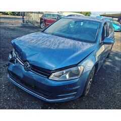Vůz na náhradní díly VW Golf 7 kombi r.v. 2015 CRBC QSE LA5J