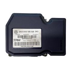 VW Passat B7 kombi r.v. 2012 řídící jednotka ABS 3AA614109AB