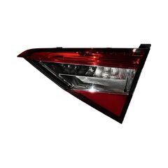 Škoda Superb 3 sedan r.v. 2017 pravé zadní vnitřní světlo