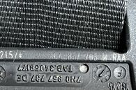 VW Golf 7 kombi r.v. 2016 černá palubní deska