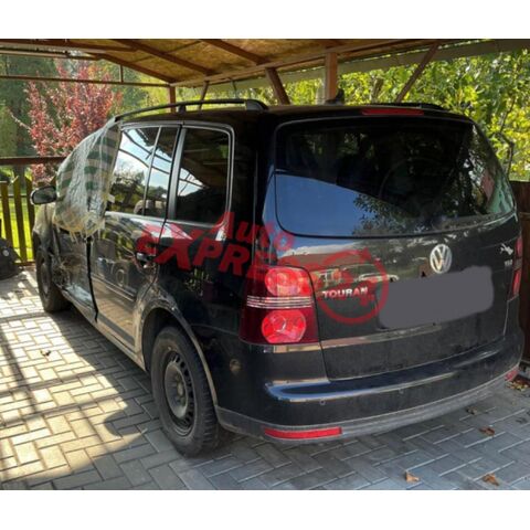 Vůz na náhradní díly VW Touran 1T2 FL 2009 BLS KXD LC9X