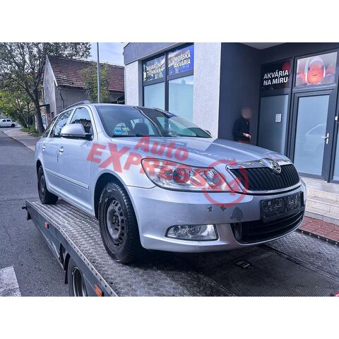 Vůz na díly Škoda Octavia 2 kombi FL 2011 CDAA MUF LA7W
