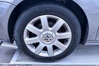 Vůz na náhradní díly VW Golf 5 hatchback 2008 BLS JCR LA7T