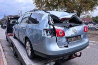 Vůz na náhradní díly VW Passat B6 kombi 2009 CBAB KNP LB5M