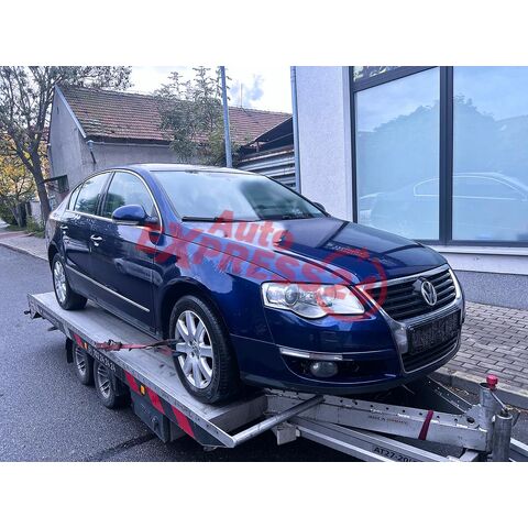 Vůz na náhradní díly VW Passat B6 sedan 2010 CDGA MGM LD5Q