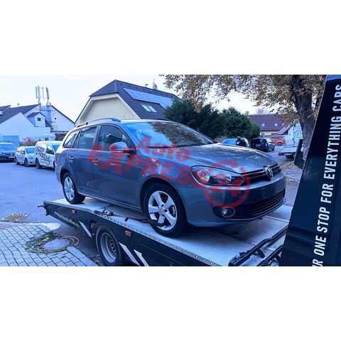 Vůz na náhradní díly VW Golf 6 kombi 2010 CAXA LHY LD7X