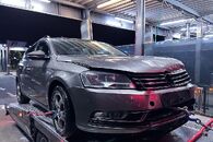 Vůz na náhradní díly VW Passat B7 kombi 2011 CFFB LNZ LA8X