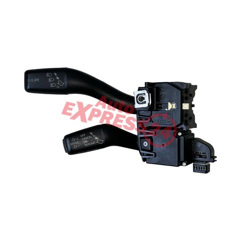 Audi A3 8P třídveřová verze r.v. 2009 levá páčka volantu 8P0953513D