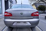 Vůz na náhradní díly Škoda Superb 2 sedan 2009 CBBB KPS LF8H