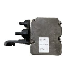 Mercedes Benz E220 kombi r.v. 2016 řídící jednotka ABS A2124310000