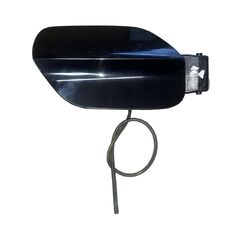 VW Passat B8 sedan r.v. 2016 černá metalíza kód barvy LC9X víko nádrže 3G5809857C 510810773