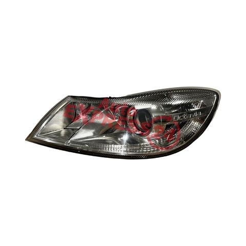 Škoda Octavia 2 facelift kombi r.v. 2013 levé přední světlo halogen 1Z1941015F
