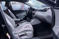 Vůz na náhradní díly VW Passat B6 sedan 2010 CBBB LTD LC9X