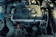 Vůz na náhradní díly VW Touran 1T1 2006 BMM HXT LC9X