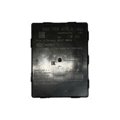 VW Passat B8 kombi r.v. 2015 řídící jednotka kessy 3Q0959435A