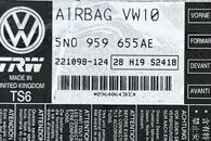 VW Passat B7 kombi r.v. 2014 černá palubní deska