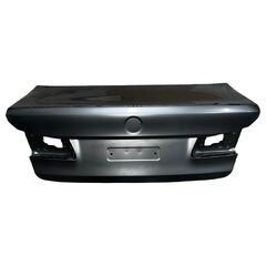 BMW M5 páté dveře