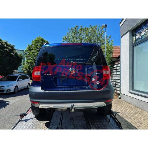 Vůz na náhradní díly Škoda Yeti 5L FL 2013 CFHC NFR LF5Q