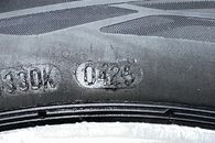 Škoda Octavia kola 225/45 R17 2 x letní pneu 5,96mm DOT0425 ( 1 x pneu ko ) 2 x letní pneu 4,70mm DOT1221 ET49 7Jx17H2 5E0601025BT/JX2 5E0601025E/8Z8