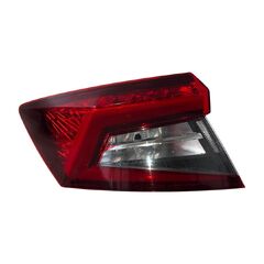 Škoda Karoq 6N r.v. 2018 levé zadní vnější světlo LED 57A945207