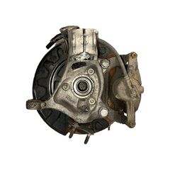 Škoda Superb 3 facelift kombi r.v. 2020 levá přední těhlice