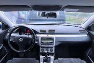 Vůz na náhradní díly VW Passat B6 kombi 2009 CBAB KNP LB5M