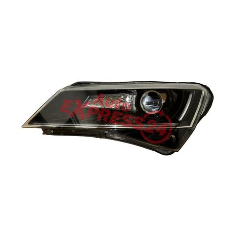 Škoda Superb 3 kombi r.v. 2016 levé přední světlo xenon 3V1941015A jednotky 8K0941597B 8U0941329 4G0907397Q