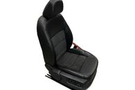 Škoda Octavia 2 facelift kombi Laurin a Klement r.v. 2011 sedačky