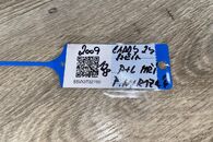 VW Caddy 2 k skříňový vůz barva černá matná pravá a levá mřížka předního nárazníku 2K0853684 a 2K0853683