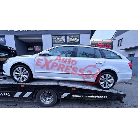 Vůz na díly Škoda Superb 2 FL kombi r.v. 2015 CDVA PQP LF9E