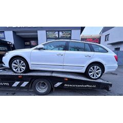 Vůz na díly Škoda Superb 2 FL kombi r.v. 2015 CDVA PQP LF9E