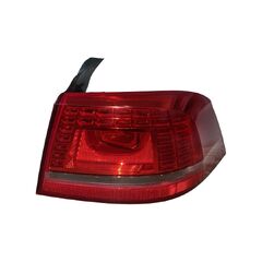 VW Passat B7 sedan r.v. 2014 pravé zadní světlo 3AE945208B