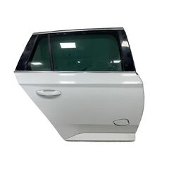 Škoda Superb 3 kombi r.v. 2016 barva bílá perleť kód barvy LS9R 2Y2Y pravé zadní dveře