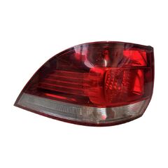 VW Golf 6 kombi r.v. 2011 levé zadní vnější světlo