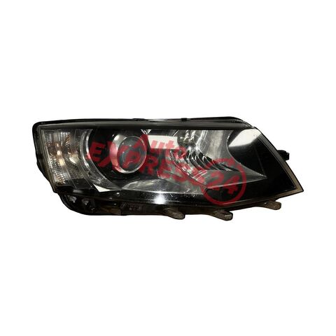 Škoda Octavia 3 kombi r.v. 2014 pravé přední světlo xenon 5E1941016A jednotky 8K0941597B 1T0941329B