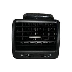 VW Golf 5 hatchback r.v. 2009 pravý ofukovač 1K0819704D