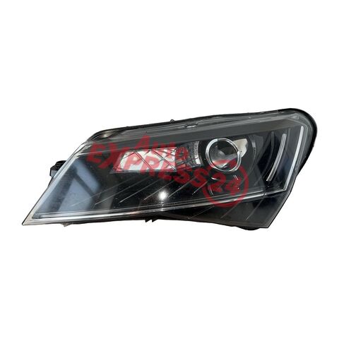 Škoda Superb 3 sedan r.v. 2018 levé přední světlo xenon LED 3V1941015A HELLA 01/02/2018 cena bez jednotek