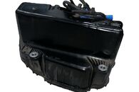 Audi A4 B9 8W S-Line avant r.v. 2017 nádrž AdBlue 8W0131879BB