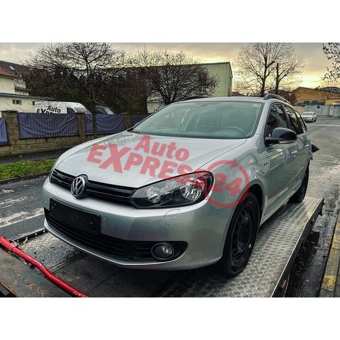 Vůz na náhradní díly VW Golf 6 kombi 2013 CAYC LHW LA7W