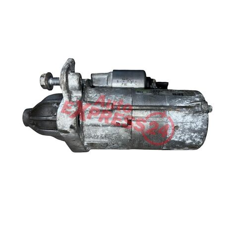 Audi RS4 B7 8E sedan r.v. 2007 startér JMH manuál 6Q 10zubů 079911023D