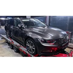 Vůz na náhradní díly VW Passat B8 kombi 2015 CRLB PZN LB8R