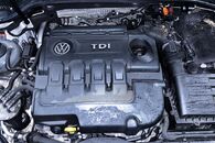 Vůz na náhradní díly VW Golf 7 kombi 2014 CLHA MWW LC9A