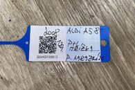 Audi A5 8T Coupe r.v. 2008 levá mřížka předního nárazníku8T0807681LH