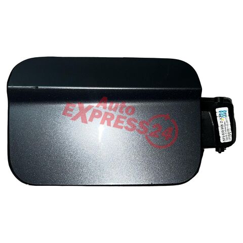 Seat Leon 5F kombi r.v. 2017 tmavě šedá metalíza kód barvy LX7R víko nádrže