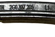 VW Taigo hatchback r.v. 2025 stříbrná metalíza kód barvy LA7W levá přední klika KESSY 2G0837205H