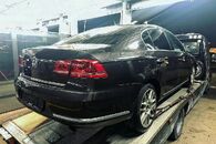 Vůz na náhradní díly VW Passat B7 sedan 2012 BWS NHZ LC8Z