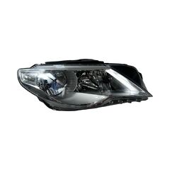 VW Passat CC r.v. 2010 pravé přední světlo halogen 3C8941006C