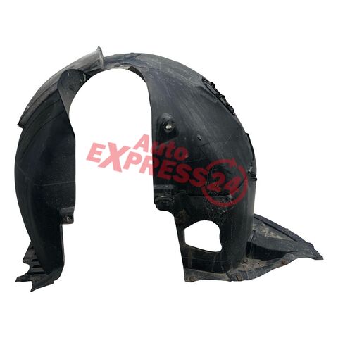 VW Passat B8 kombi r.v. 2015 levý přední podběh