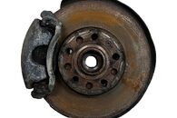 VW Caddy 5K skříňový vůz r.v. 2023 levá přední těhlice