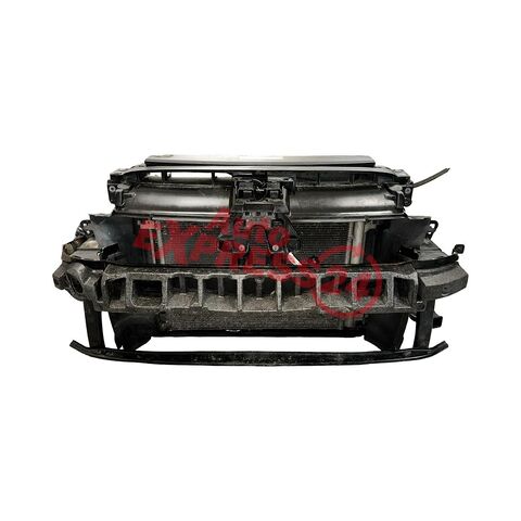 VW Passat B8 kombi r.v. 2015 chladičová stěna CRLB 2.0TDI 110KW